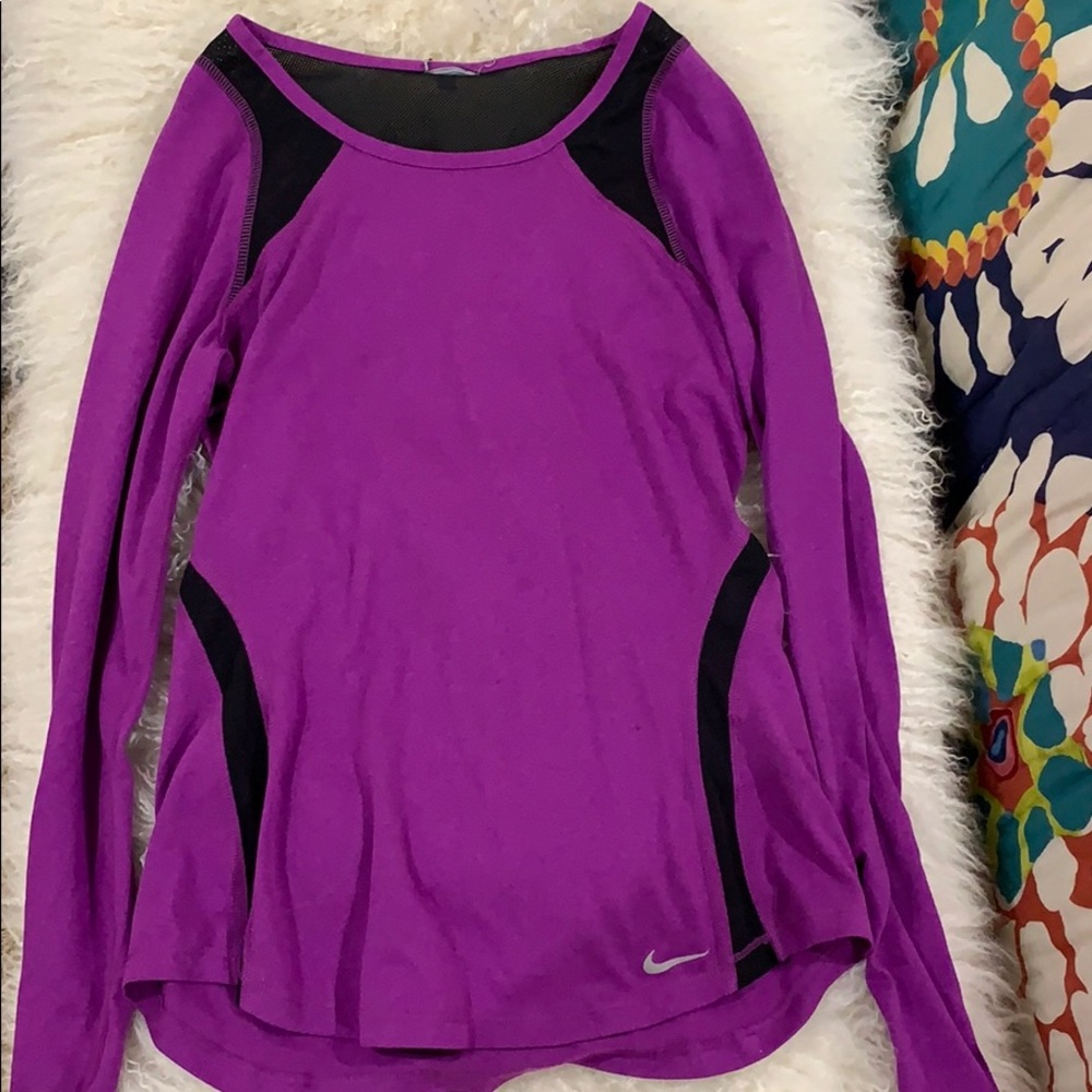 Nike Women’s Long Sleeve Top
